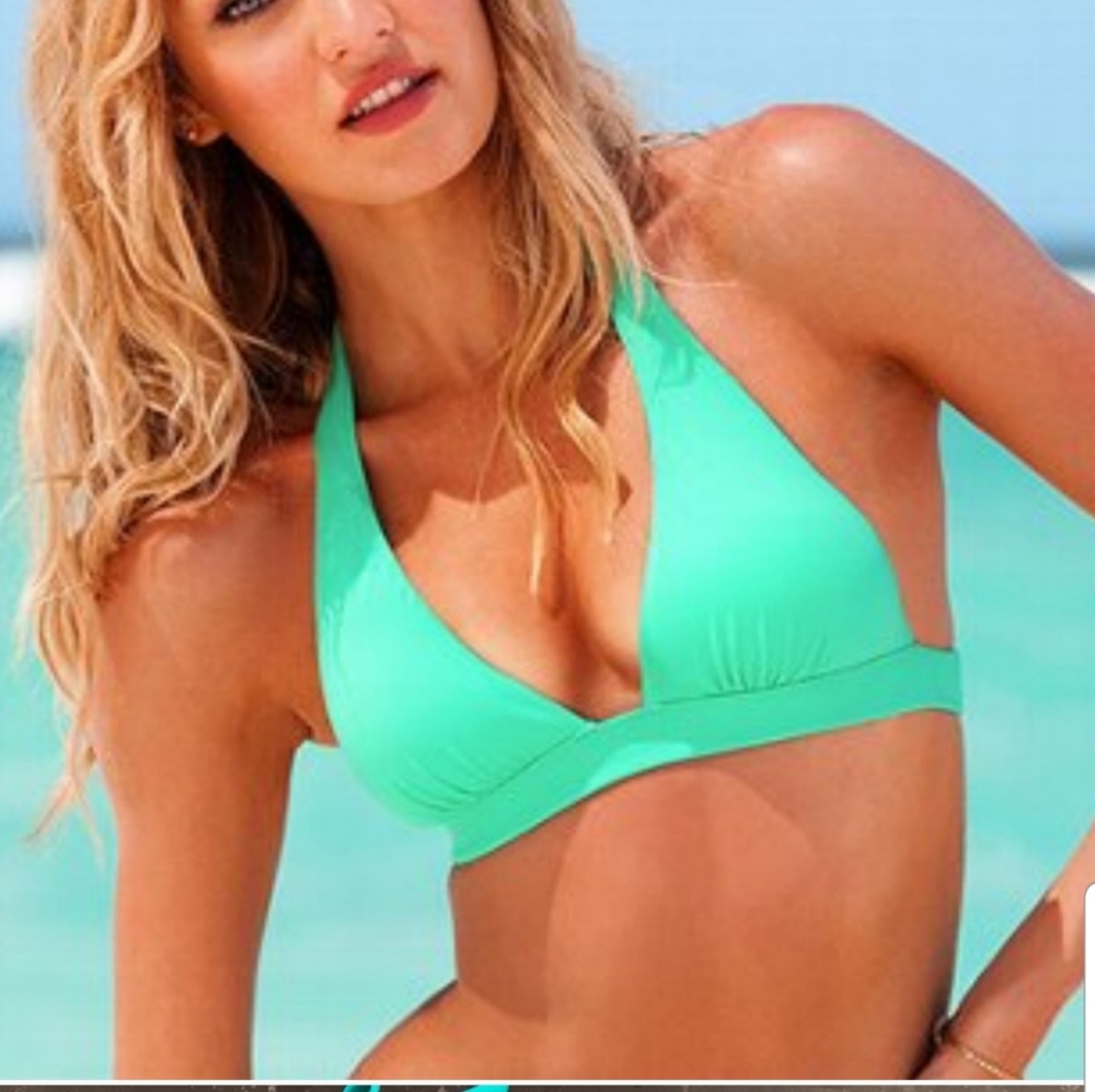 VICTORIA'S SECRET BIKINI TOP SIZE M